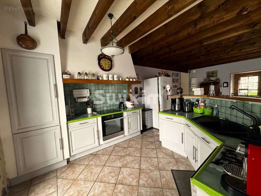 Maison à AVALLON