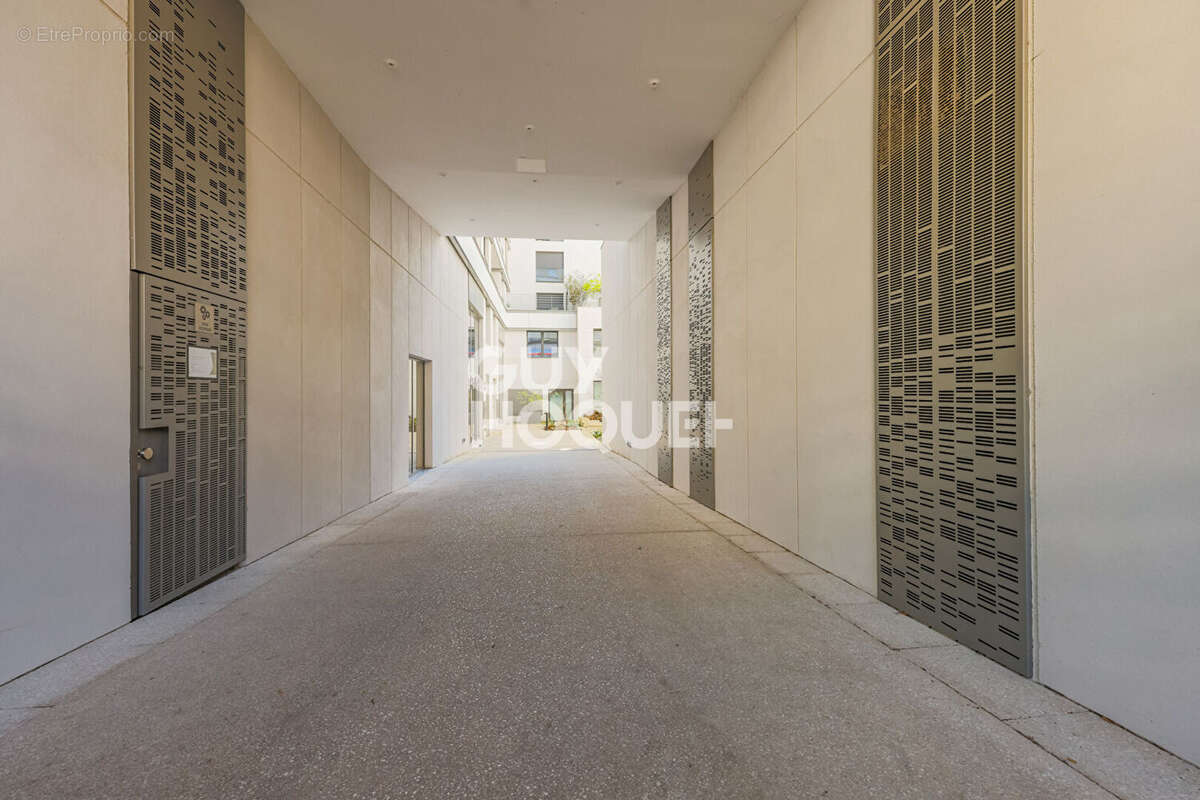 Appartement à ISSY-LES-MOULINEAUX