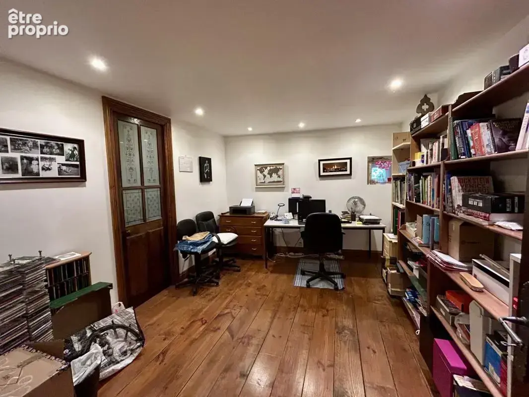 Superbe Longère en Pierre de 413 m2   6 Chambres - photo 8
