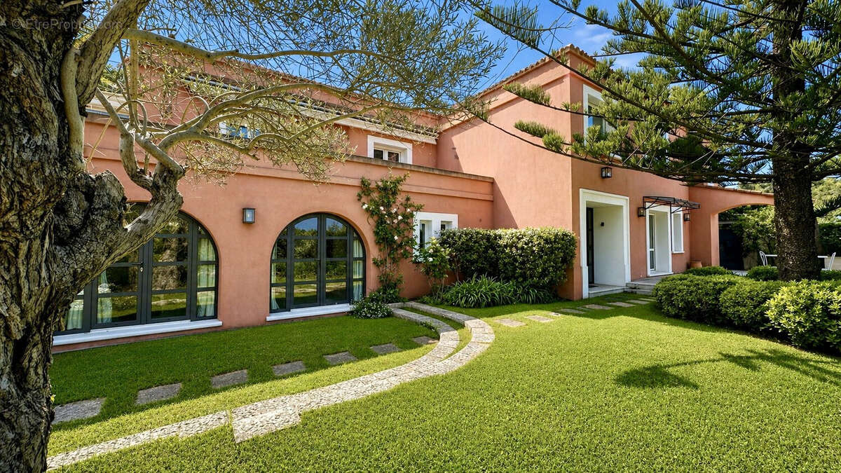 Maison à CANNES