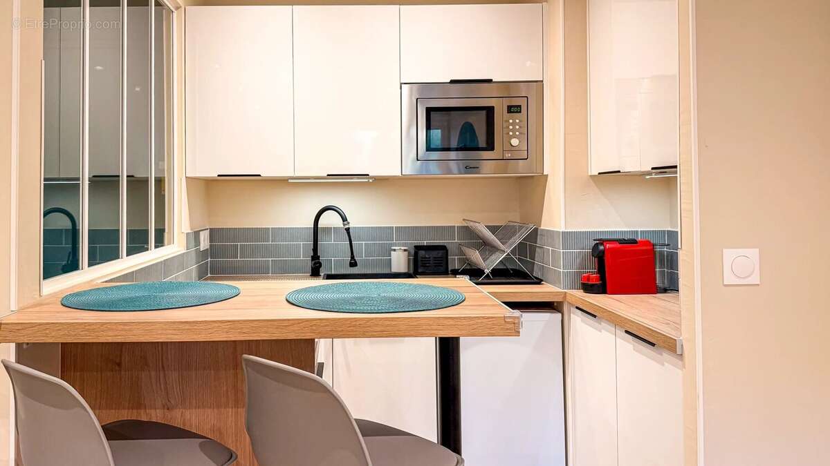 Appartement à BORMES-LES-MIMOSAS