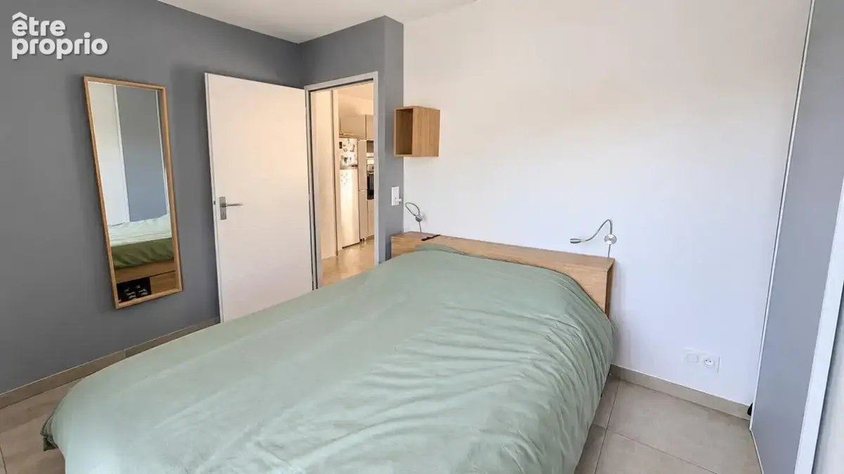 Appartement T2 avec terrasse et jardinet , parking, piscine - photo 11