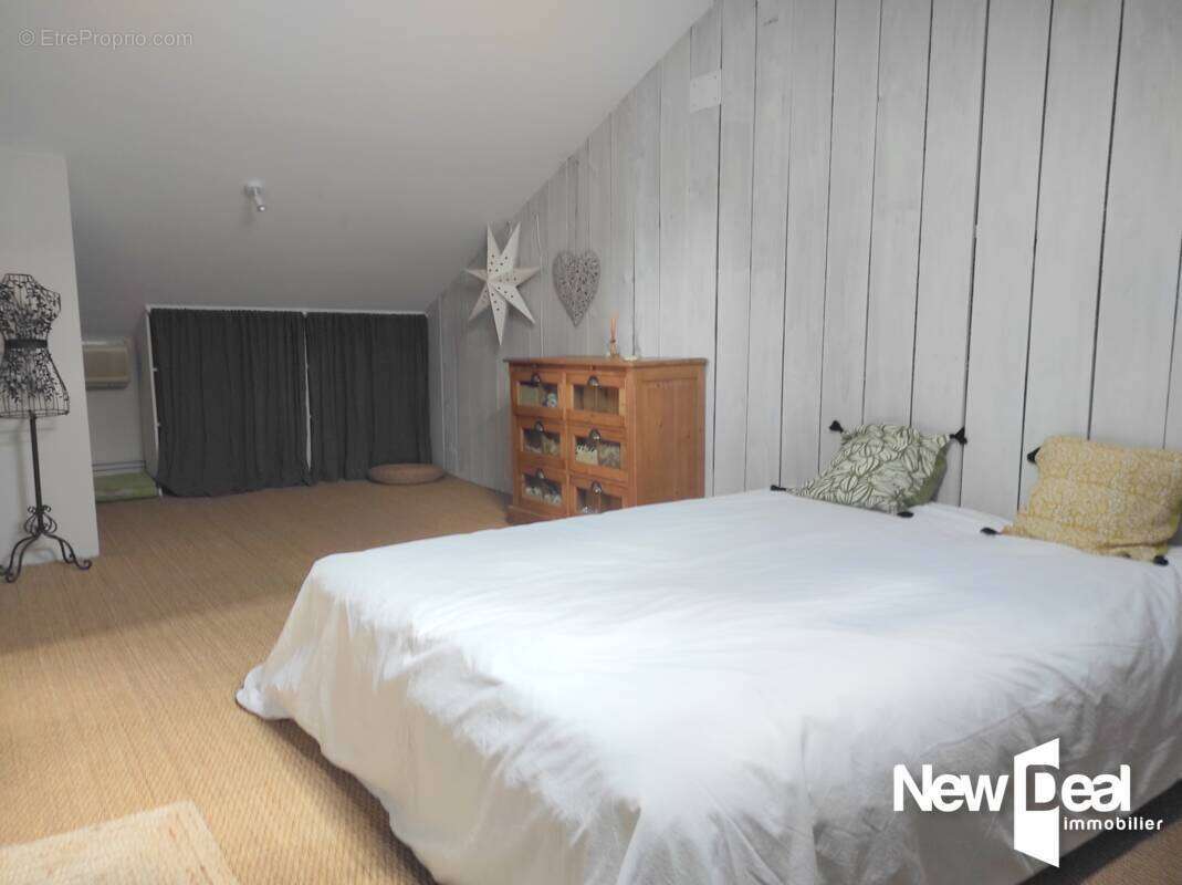 Longere en pierre de 200 m² avec grand jardin et piscine - photo 9