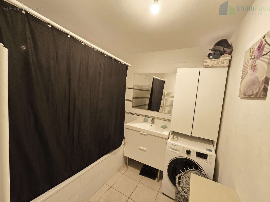 Appartement à SAINT-FONS