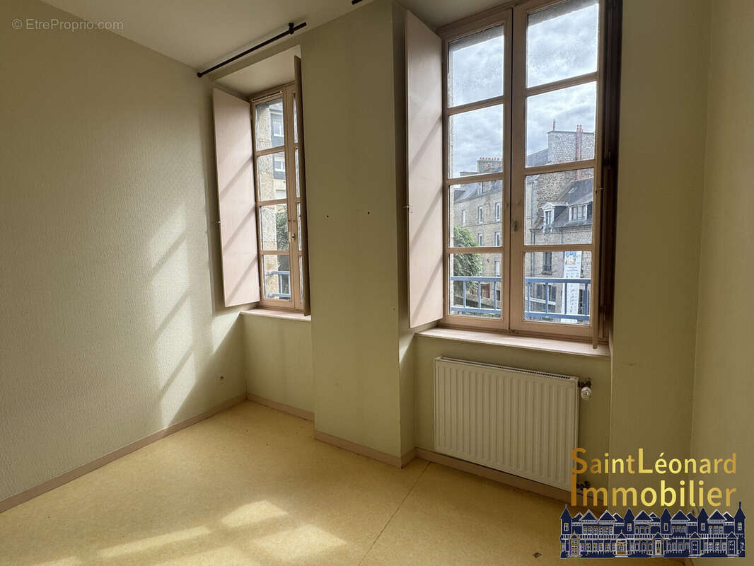 Appartement à FOUGERES