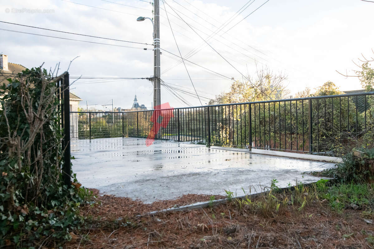 Maison à CORBEIL-ESSONNES