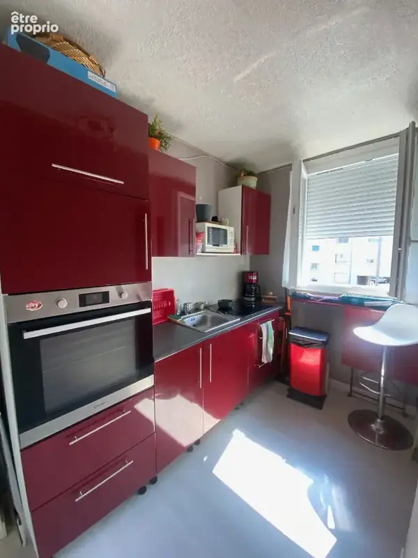 Local commercial  avec appartement - photo 7