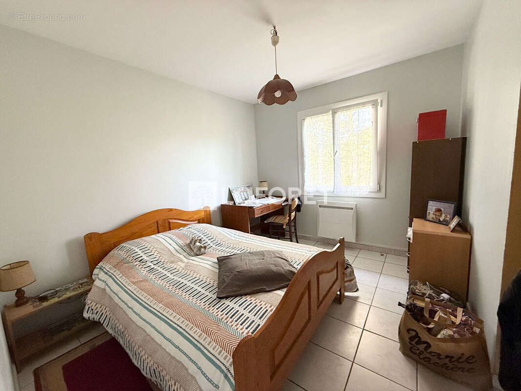 Maison à SAINT-MICHEL-DE-RIEUFRET