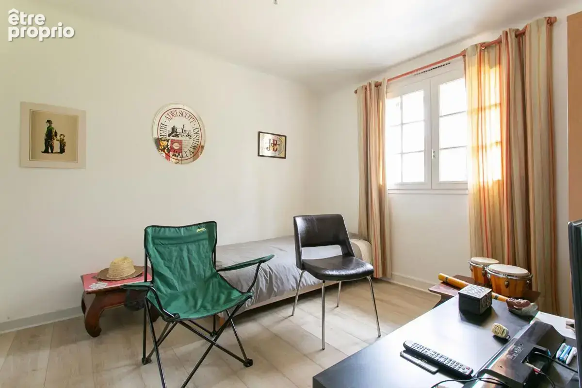 Maison Gétigné 11 P . 6 Chs . Bureaux . 274.92 M² . T 6832 M² . Garage . Cave . Salle de jeux . Bucher - photo 9