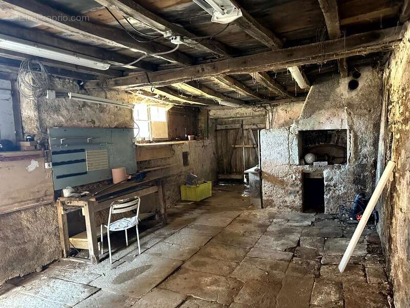 Maison à PRECY-SOUS-THIL