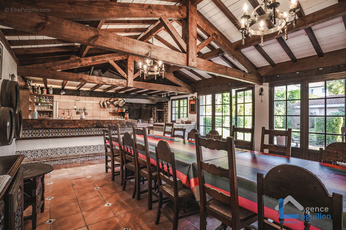 Belle villa d'architecte proche tous commerces dans impasse au calme - photo 15