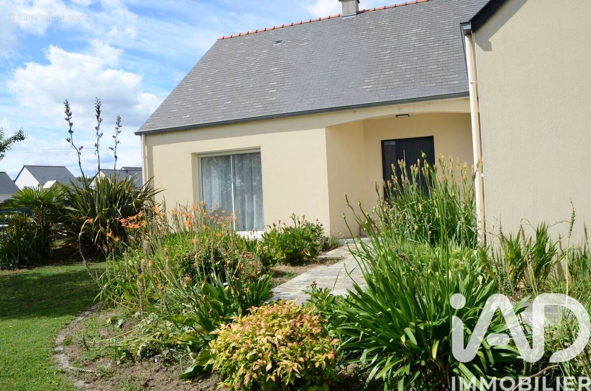 Photo 1 - Maison à SAINT-HERBLON