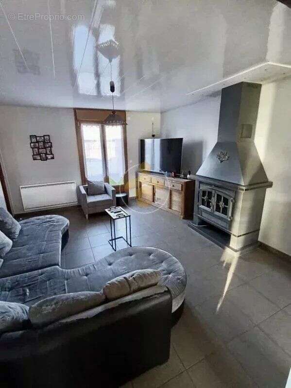 Maison à TERGNIER