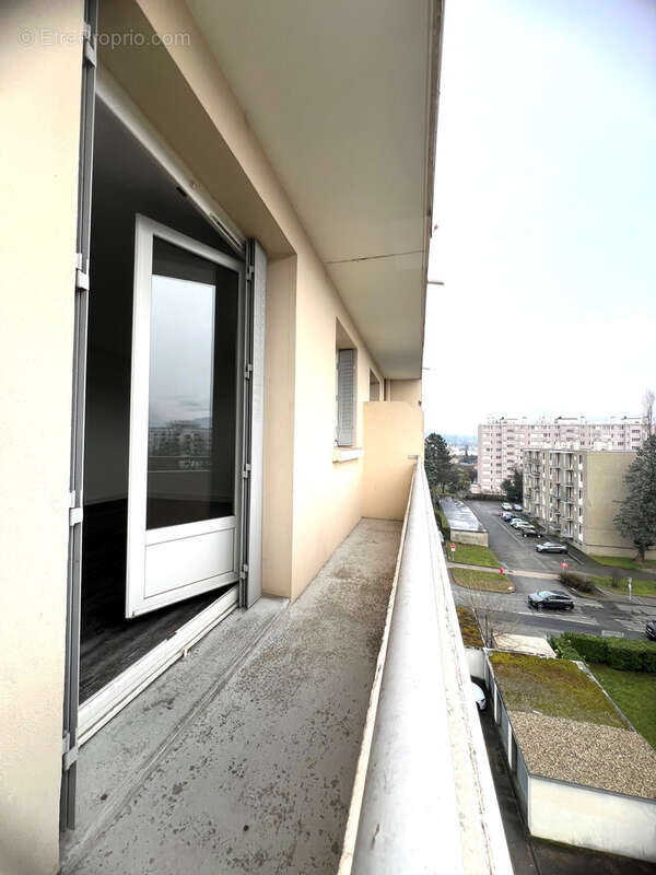 Appartement à MEYLAN