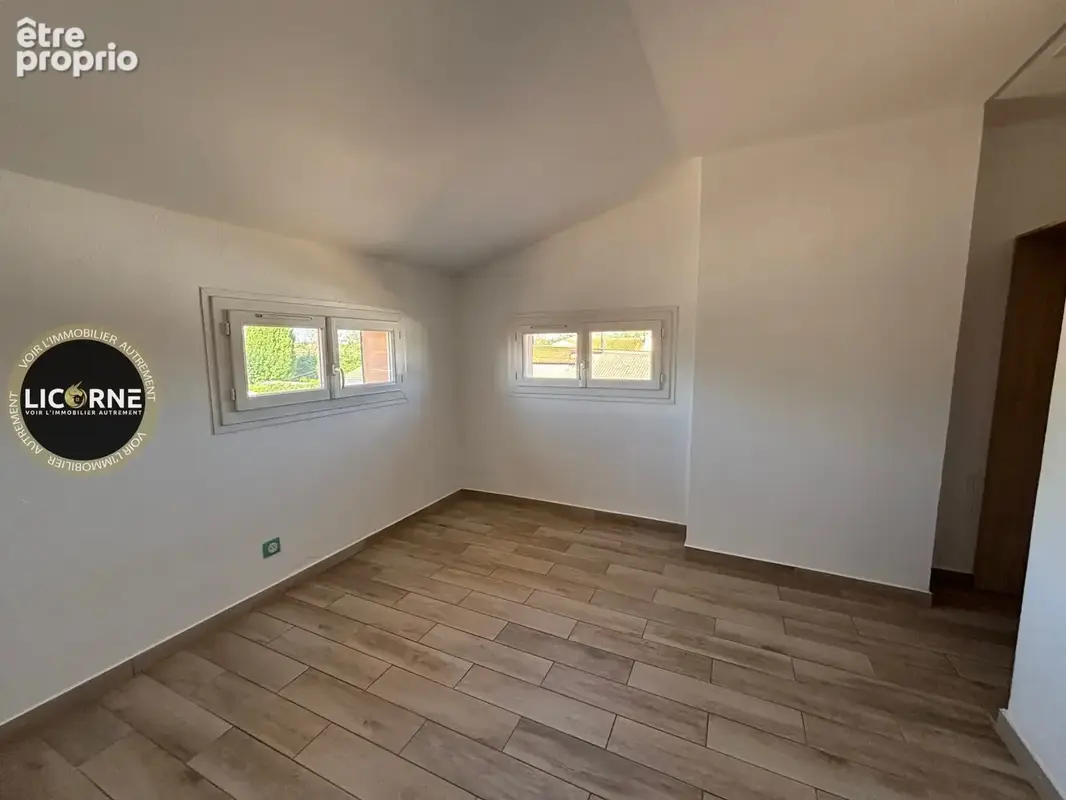 Maison 94 m² à Chateauneuf-Les-Martigues  - photo 8