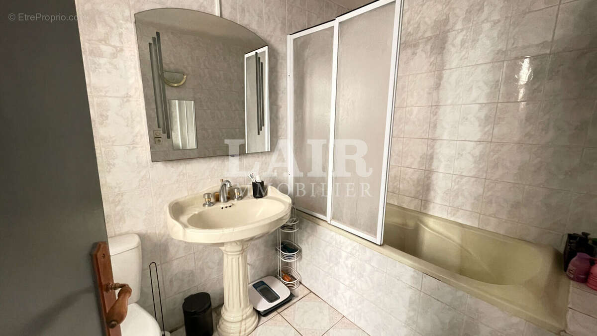 Maison à FRESNAY-SUR-SARTHE