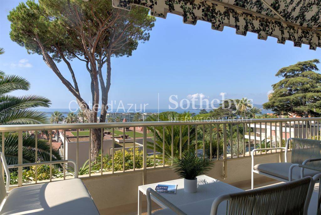Appartement à CANNES