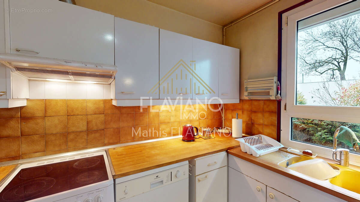 Appartement à SAINT-MICHEL-SUR-ORGE