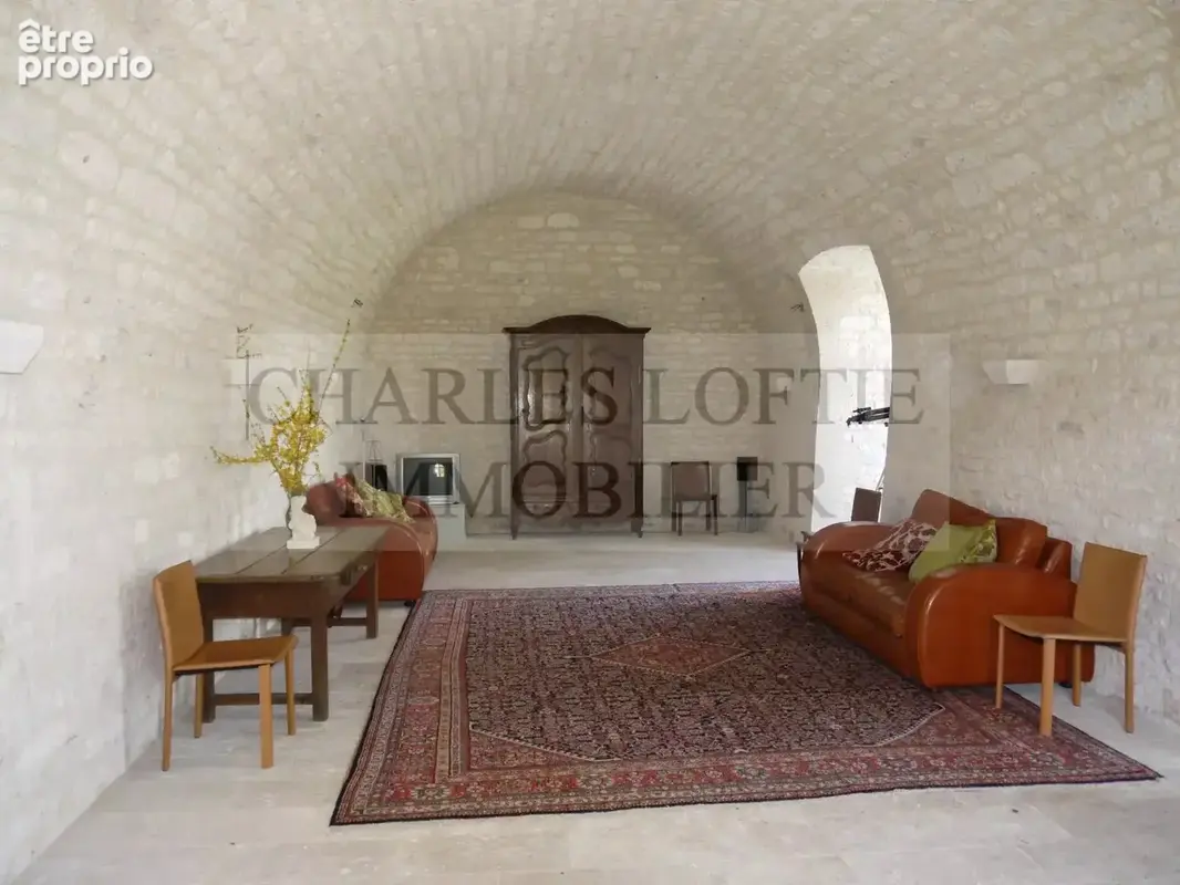 Maison de Maître, dépendances et pisicne, sur 11 ha - photo 7