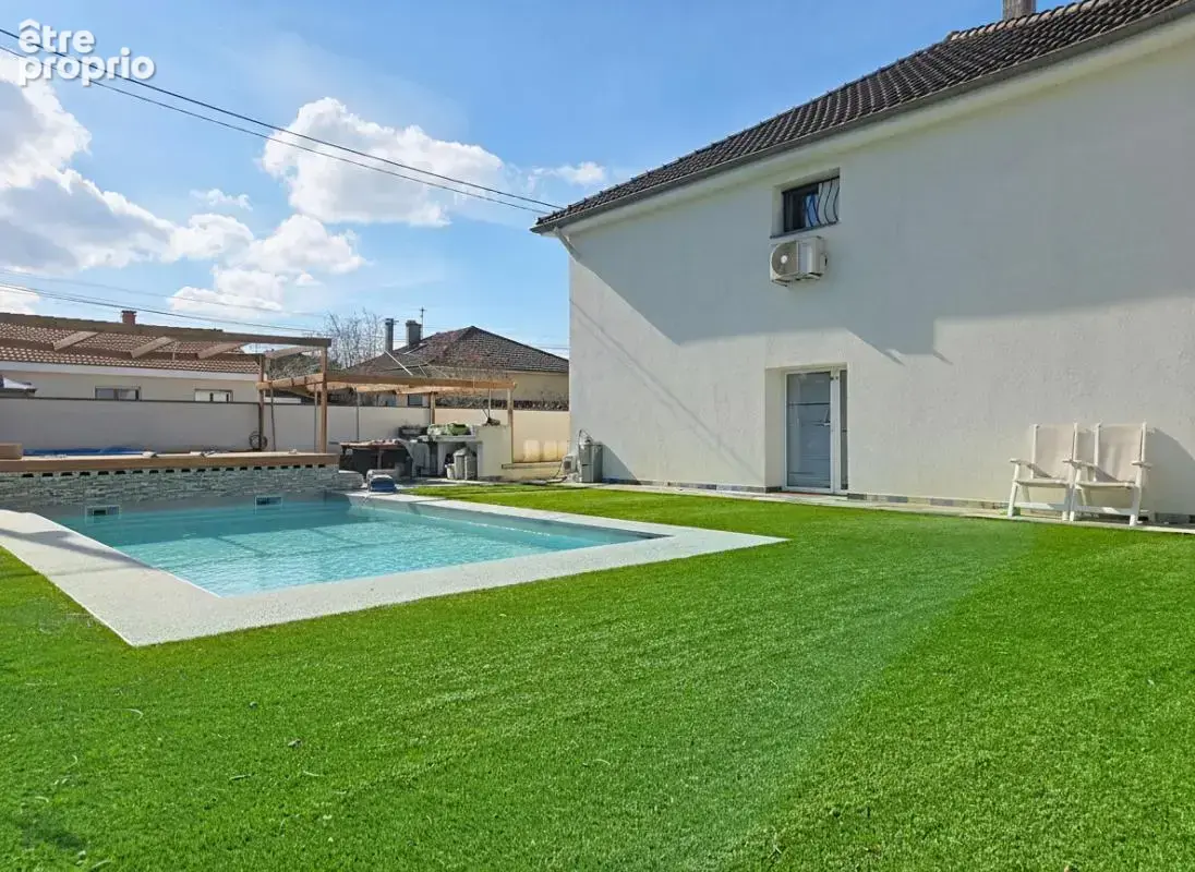 Maison - 5 Chambres - 2 Logements possibles - 2 Garages - Cave - Terrasse - Piscine - photo 24