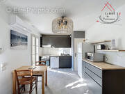 Appartement à SAINTE-CECILE-LES-VIGNES