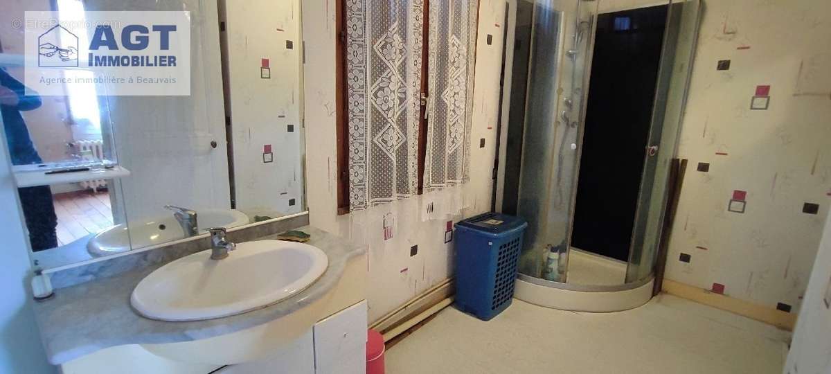 Maison à BEAUVAIS