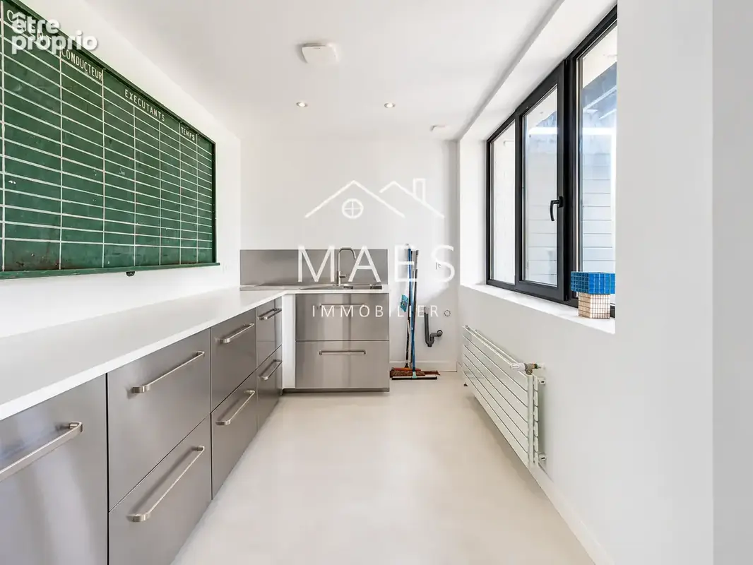 Maison familiale d’exception entièrement rénovée, face au tram - photo 16