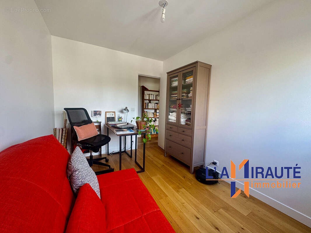 Appartement à HOUILLES
