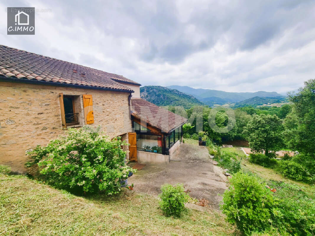 Maison à SAINT-MARTIN-DE-L'ARCON