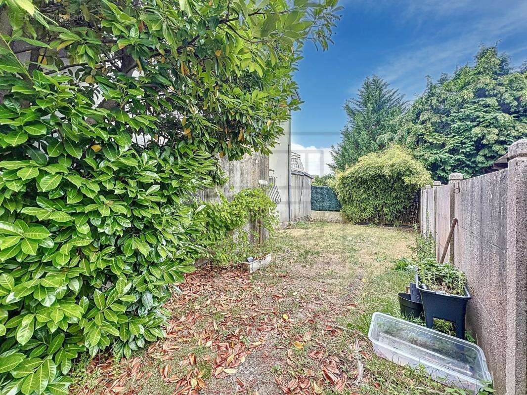 Appartement à AUVERS-SUR-OISE