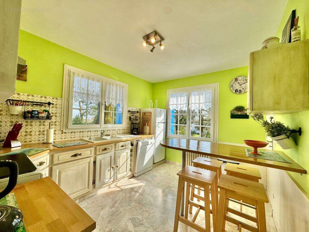 A VENDRE - Villa avec vue sur l'océan ! - photo 7