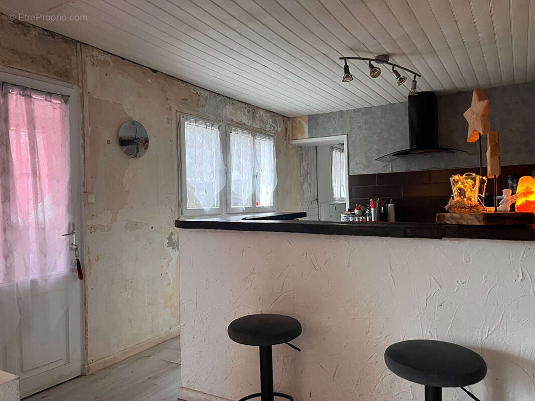 Maison à SAINT-CHRISTOPHE-DU-LIGNERON