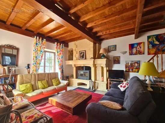 Maison à LA ROQUE-GAGEAC