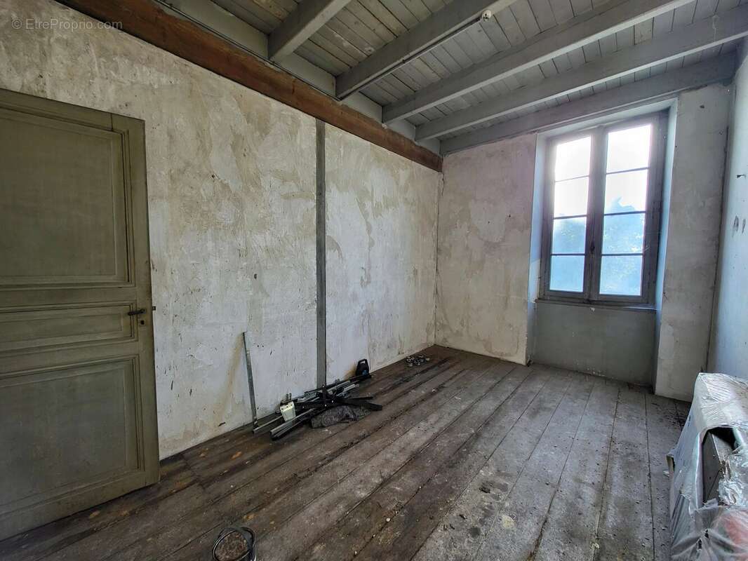 Maison à COURBILLAC