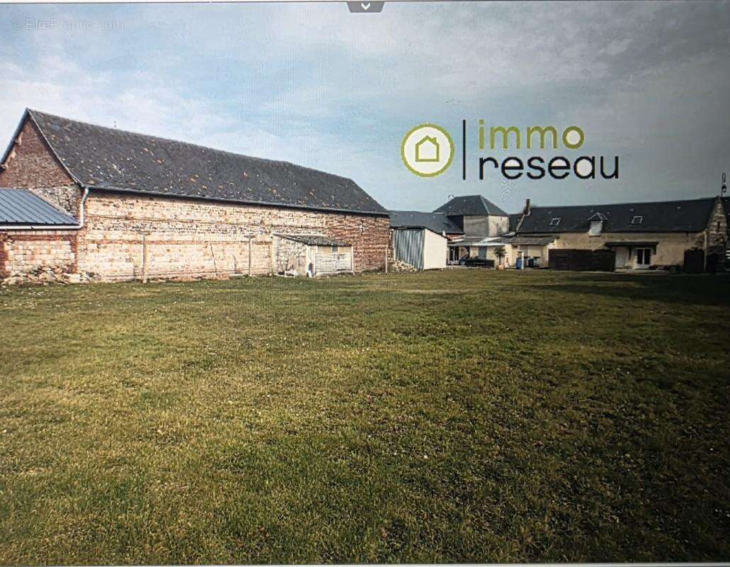 280 m² à Sotteville-Sur-Mer  - photo 5