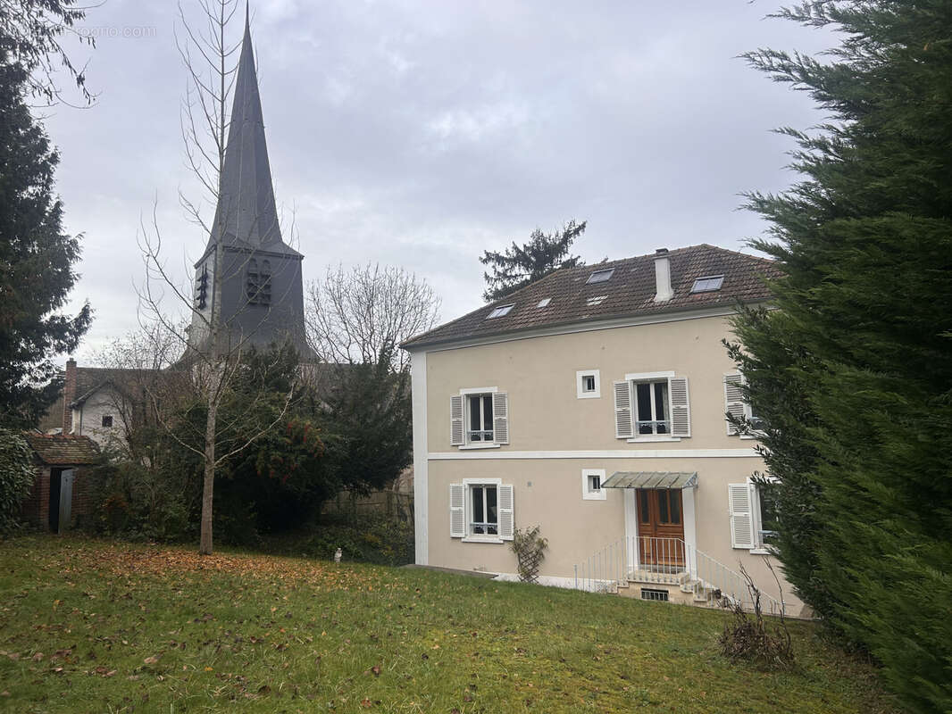 Maison à L&#039;ETANG-LA-VILLE