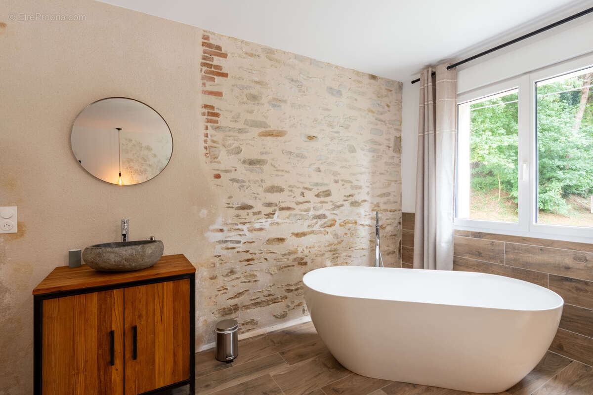 Maison à TALMONT-SAINT-HILAIRE