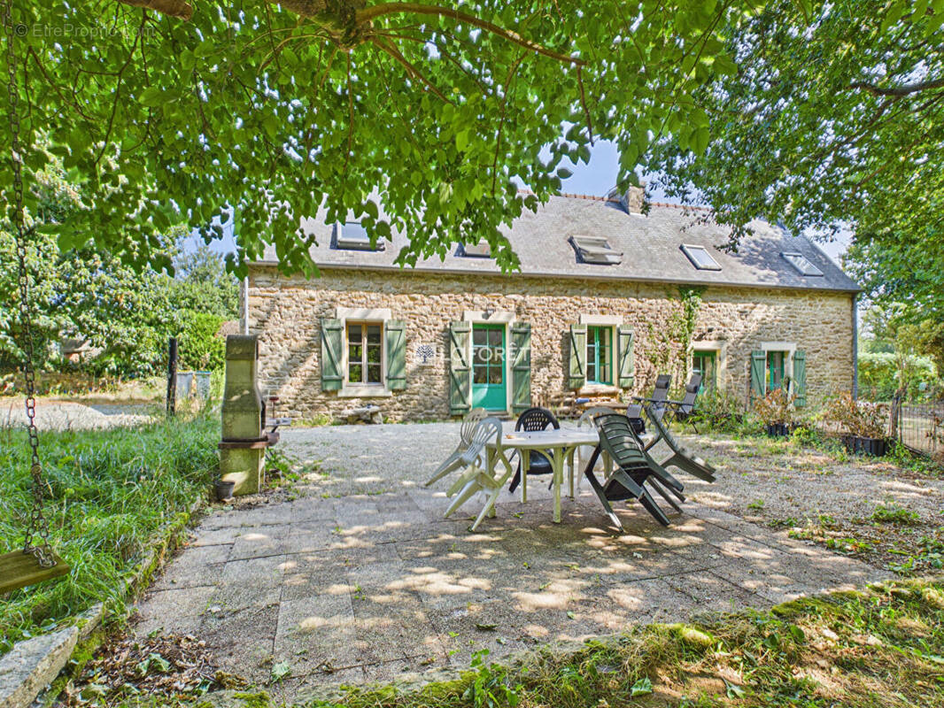 Maison à TREMEOC