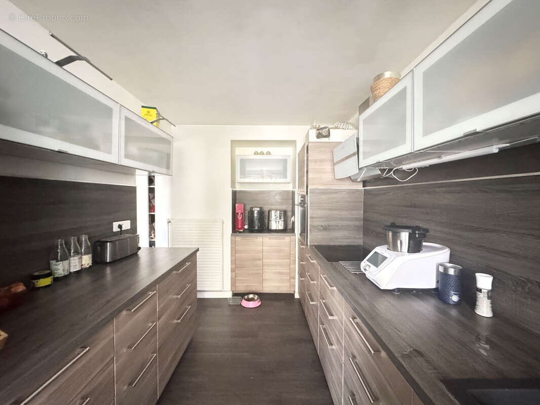 Appartement à MARSEILLE-14E