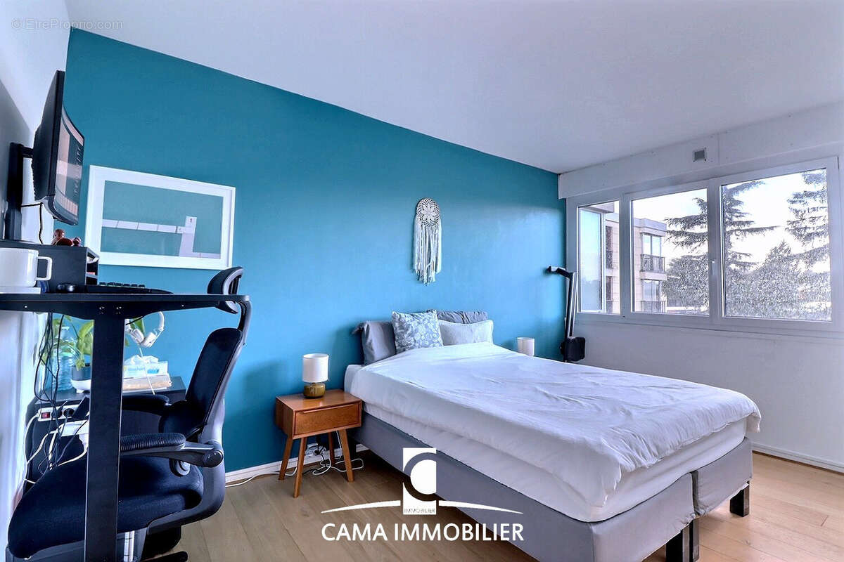 Appartement à FONTENAY-LE-FLEURY