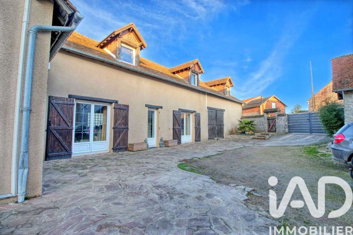 Photo 3 - Maison à BAZOCHES-LES-GALLERANDES