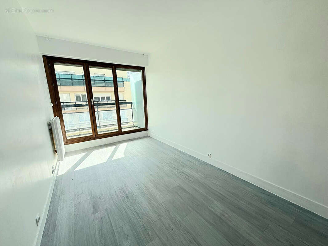 Appartement à NANTERRE