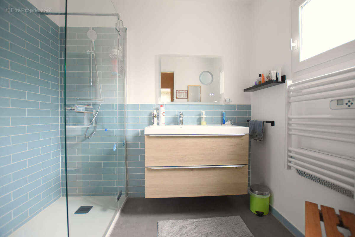 Maison à LES ESSARTS-LE-ROI