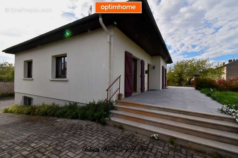 Maison à COMMERCY
