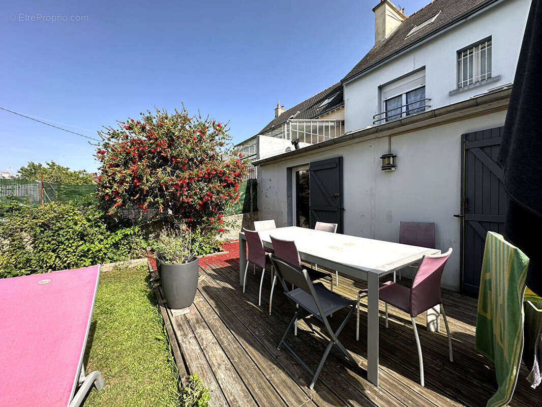 Maison à LANESTER