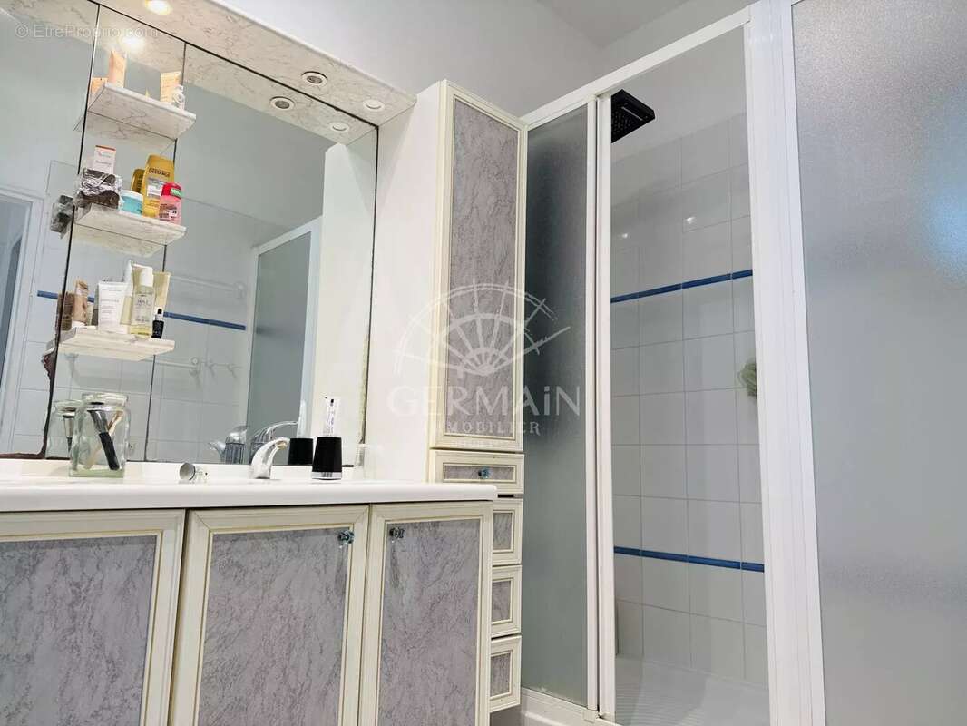 Maison à L'ISLE-SUR-LA-SORGUE