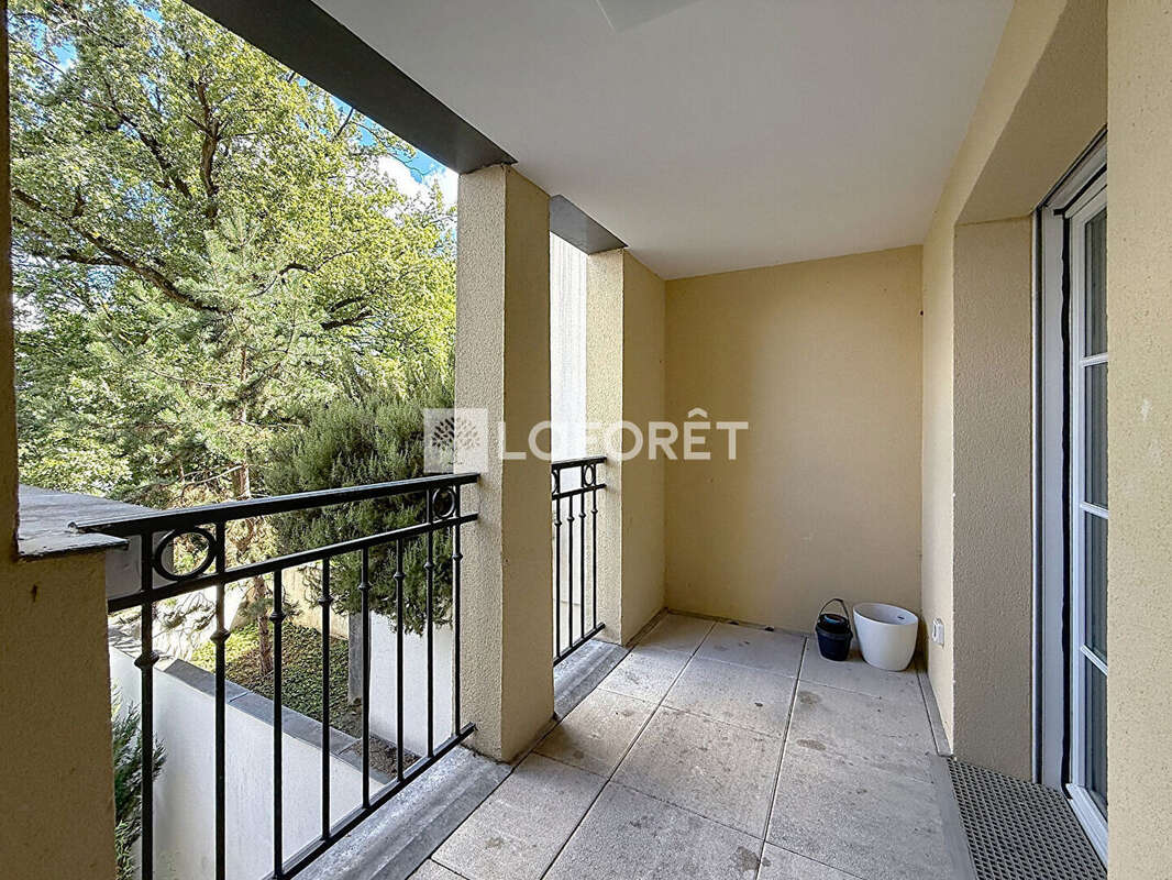 Appartement à LE PLESSIS-ROBINSON