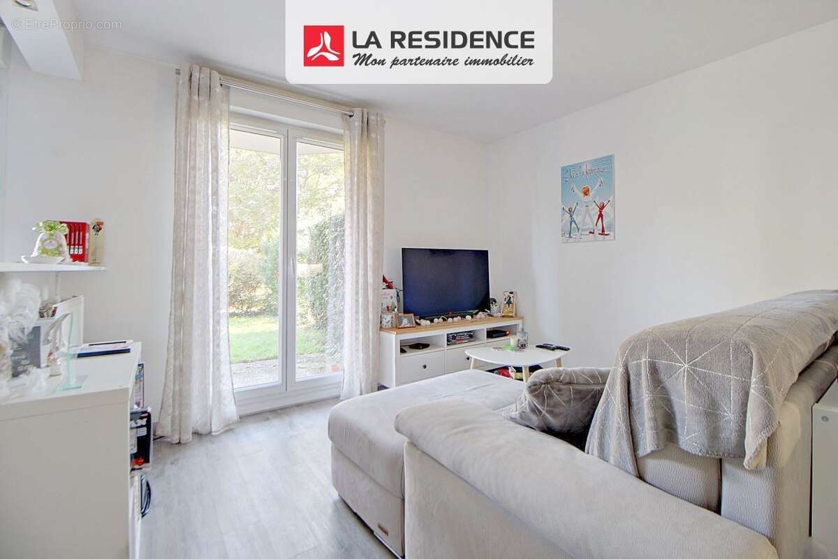 Appartement à VERNEUIL-SUR-SEINE