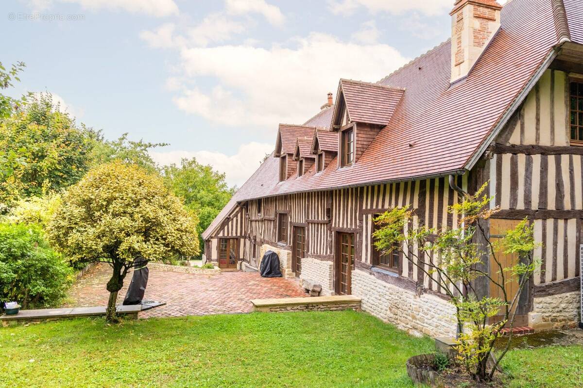 Maison à BEUVRON-EN-AUGE