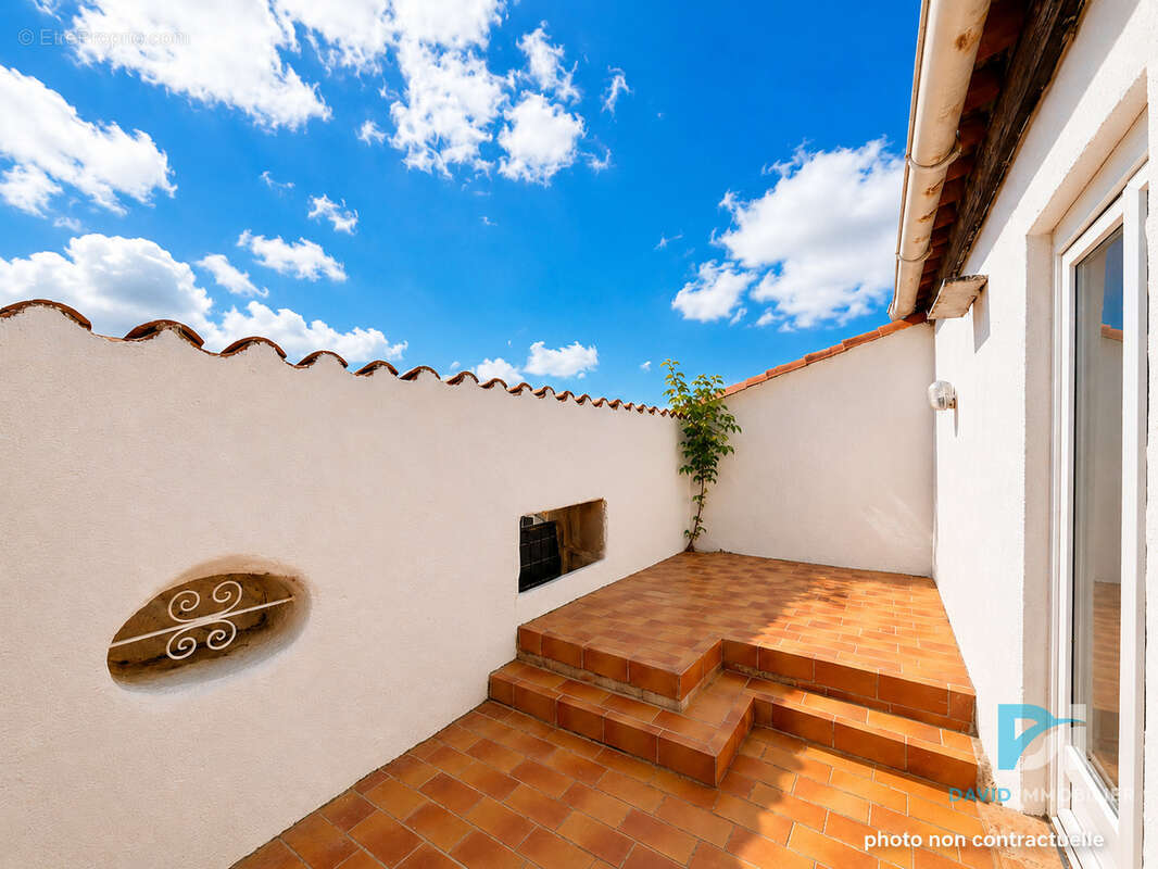 Appartement à NEZIGNAN-L'EVEQUE